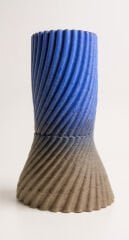 Spiral Formlu Seramik Vazo